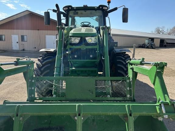 Image of John Deere 6195R equipment image 2