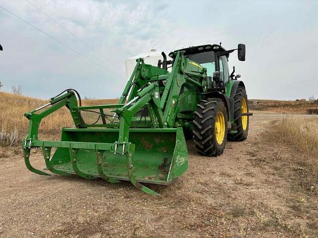 Image of John Deere 6195R equipment image 1