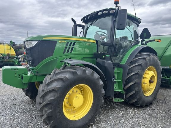 Main image John Deere 6215R
