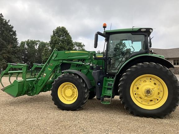 Image of John Deere 6215R equipment image 3