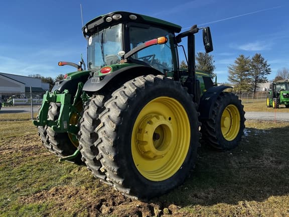 Image of John Deere 6215R equipment image 2