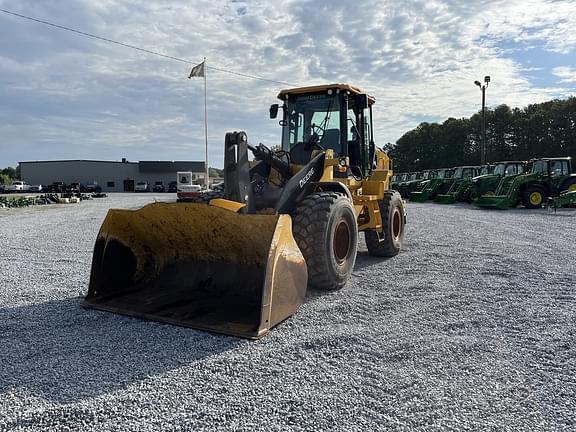 Image of John Deere 624L Primary image