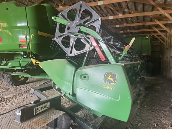 Image of John Deere 625F Image 0