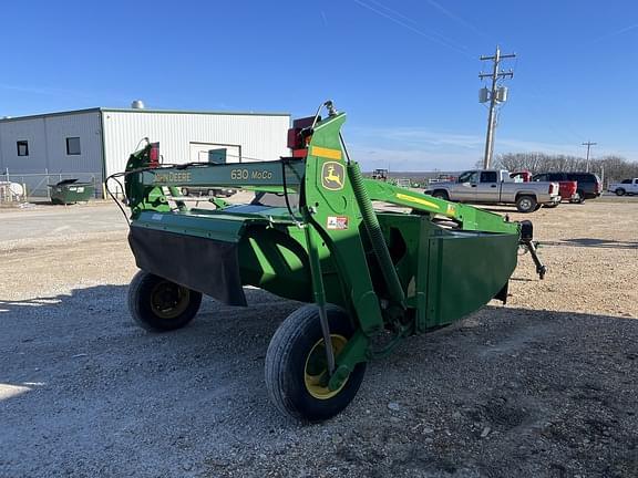 Image of John Deere 630 equipment image 1