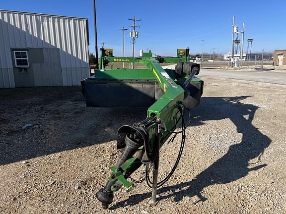 Image of John Deere 630 equipment image 4