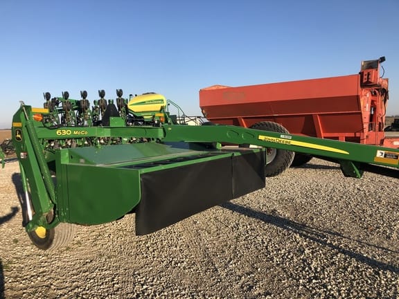 Main image John Deere 630