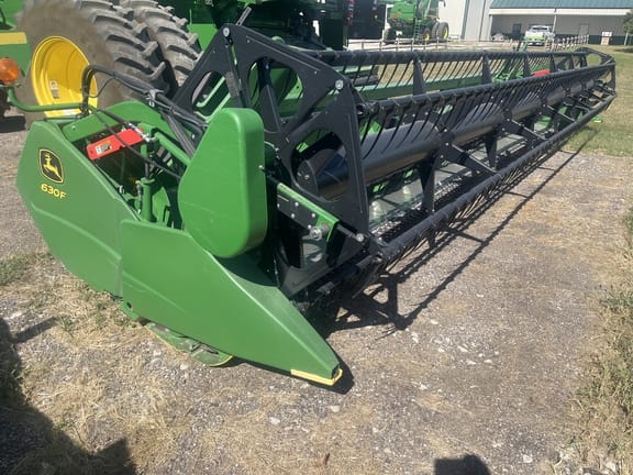 Main image John Deere 630F