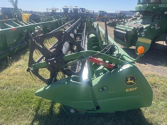 Image of John Deere 630F equipment image 4