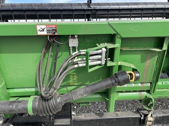Image of John Deere 630F equipment image 4