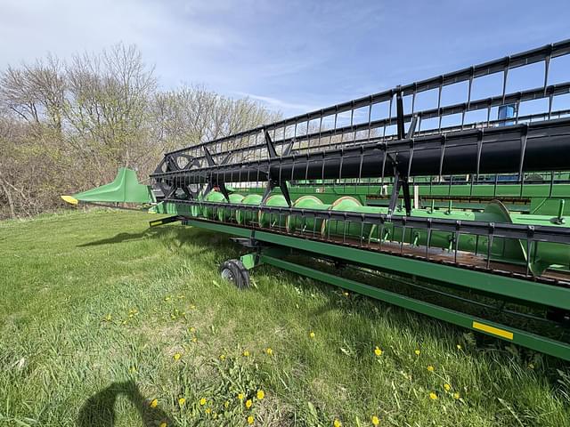 Image of John Deere 630F equipment image 4