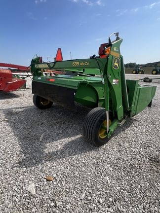 2019 John Deere 635 Equipment Image0