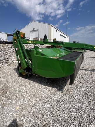 Image of John Deere 635 equipment image 2