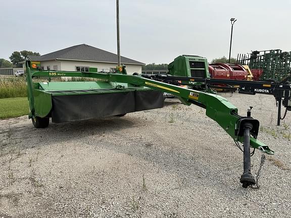 Thumbnail image John Deere 635 1