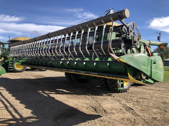 Main image John Deere 635F