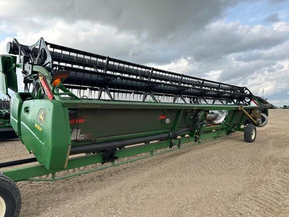 Image of John Deere 635F equipment image 2