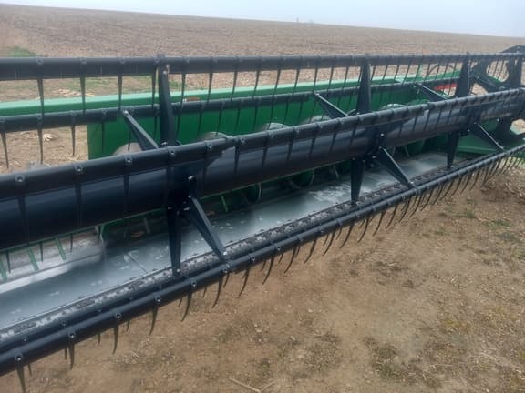 Image of John Deere 635F equipment image 4