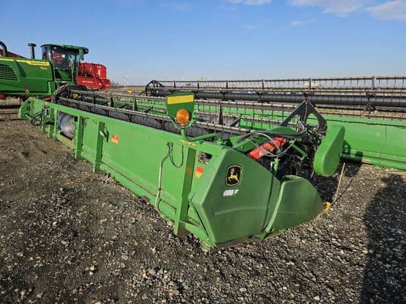 Image of John Deere 635F equipment image 4