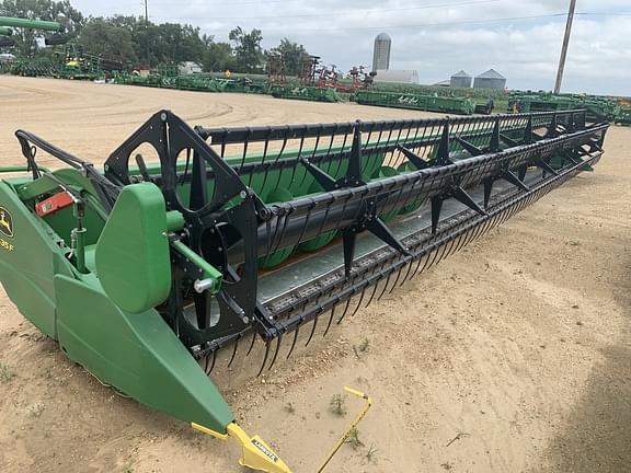 Image of John Deere 635F Primary image