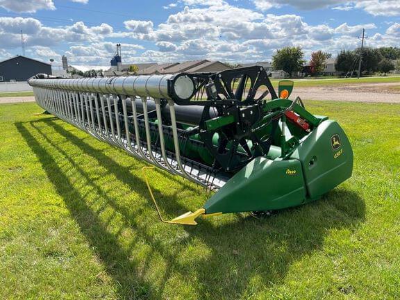 Image of John Deere 635F Primary image