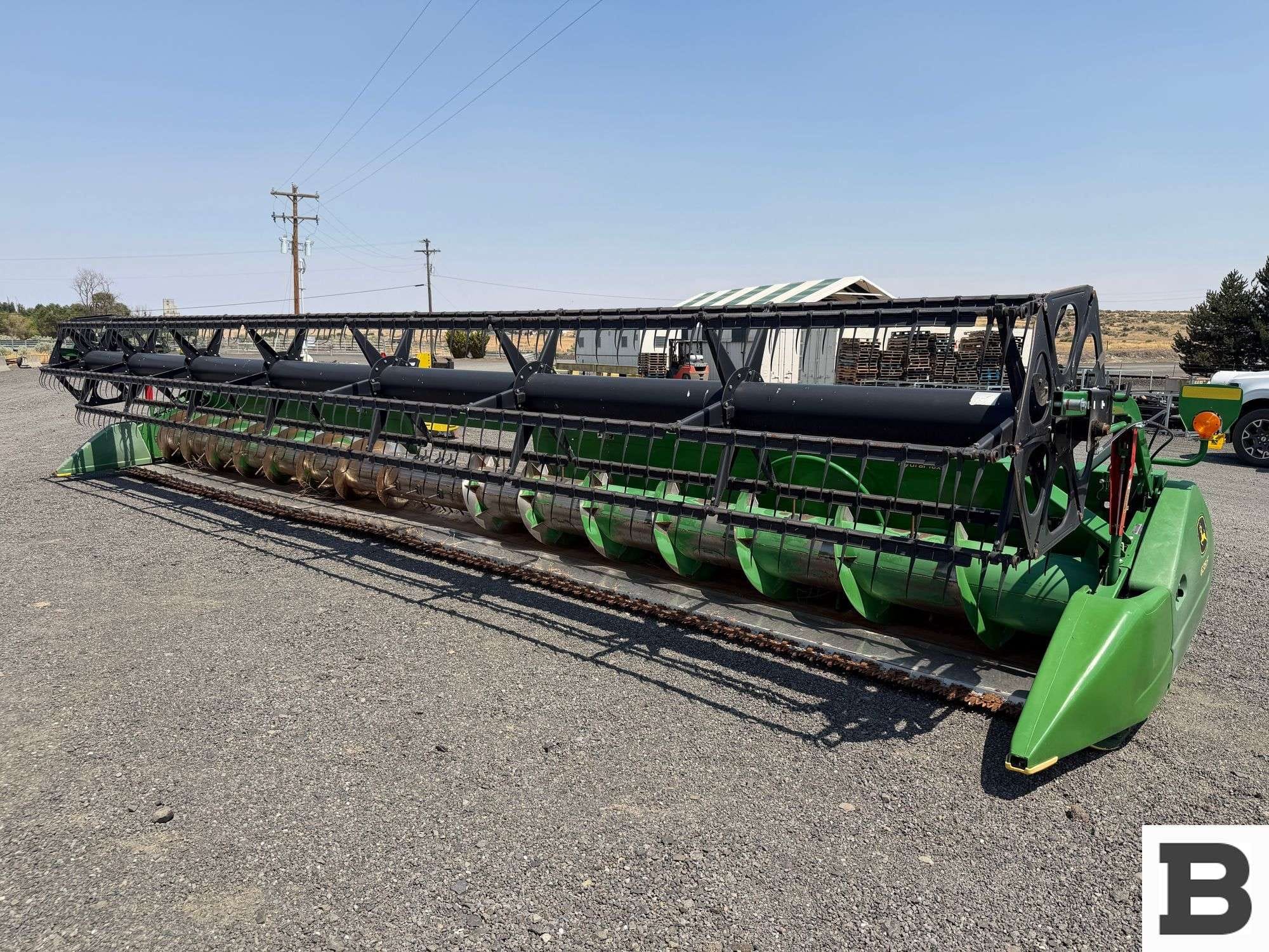 2019 John Deere 635F Equipment Image0