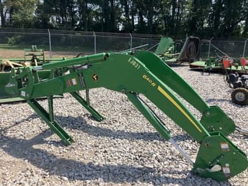 Main image John Deere 640R
