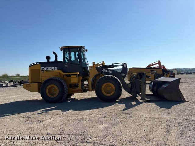 Image of John Deere 644K equipment image 3