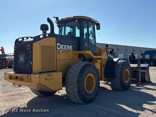 Image of John Deere 644K equipment image 4