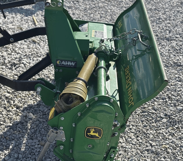 Image of John Deere 647 equipment image 3