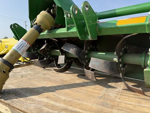 Image of John Deere 647 equipment image 2