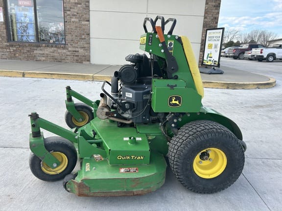 2019 John Deere 652E Equipment Image0
