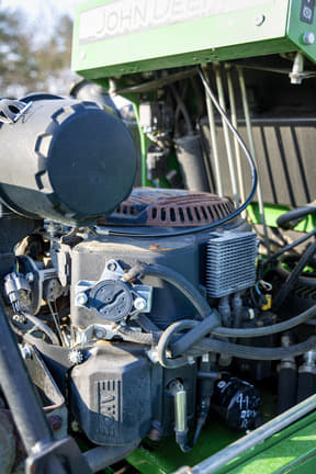 Image of John Deere 652R equipment image 1