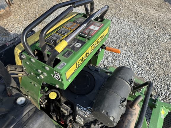 Image of John Deere 652R equipment image 2