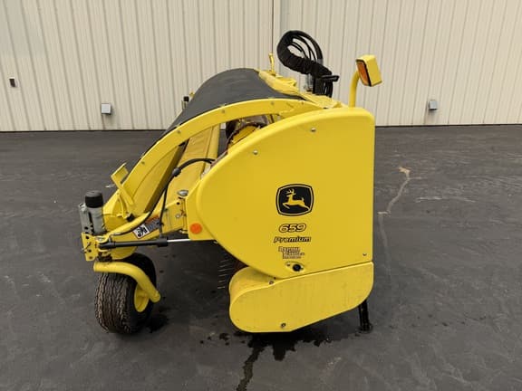 Image of John Deere 659 equipment image 2