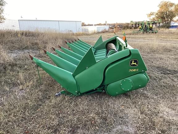 Image of John Deere 708C equipment image 2