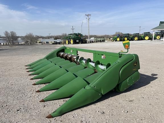 Image of John Deere 708C equipment image 1