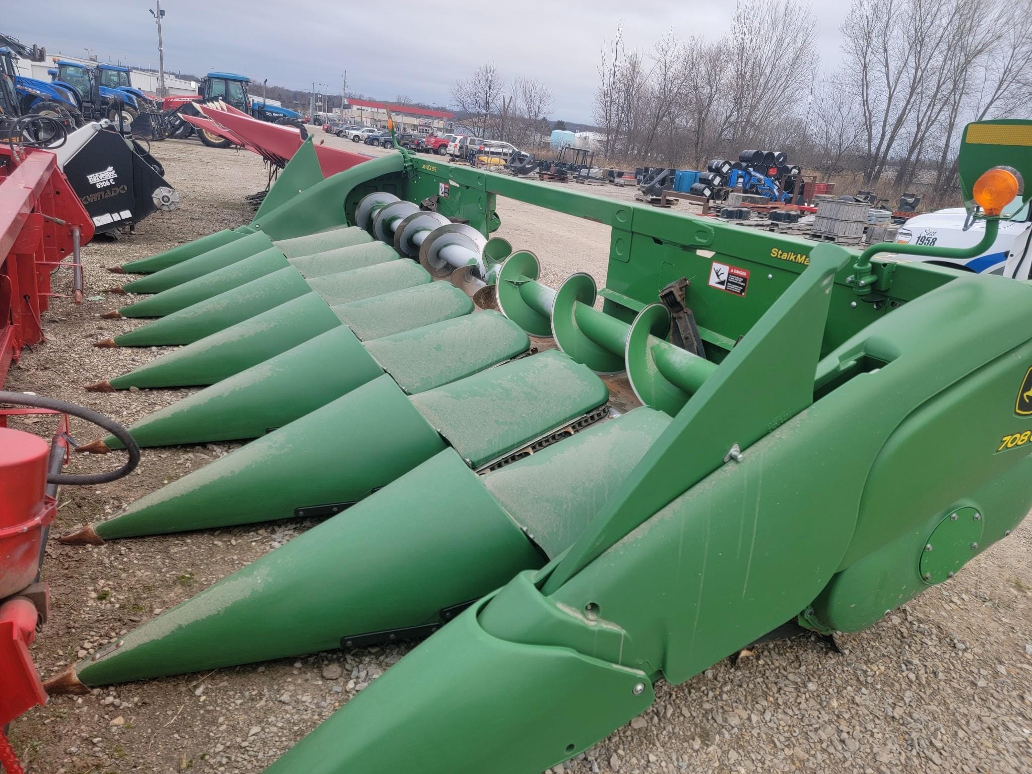 2019 John Deere 708C Equipment Image0