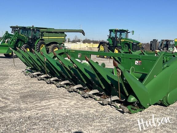 Image of John Deere 708C equipment image 1