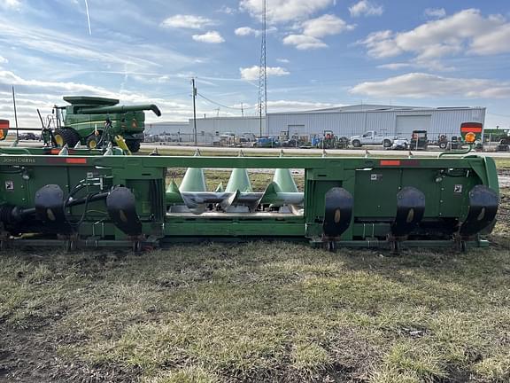 Image of John Deere 708C equipment image 2