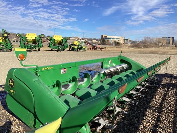 Image of John Deere 708C equipment image 1