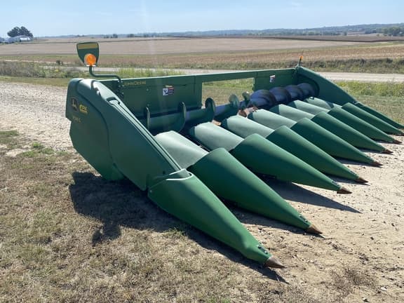 Image of John Deere 708C equipment image 2