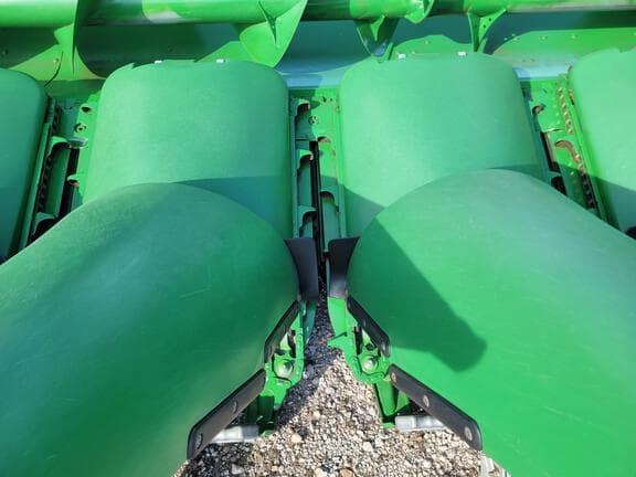 Image of John Deere 708C equipment image 3