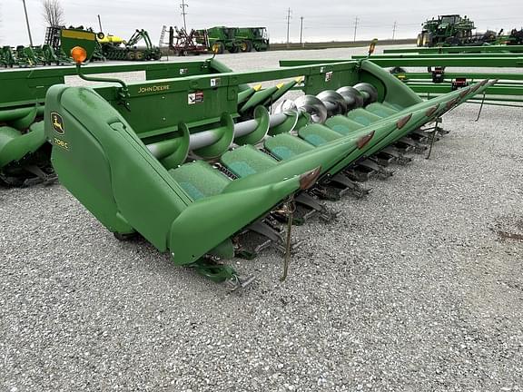 Image of John Deere 708C equipment image 1