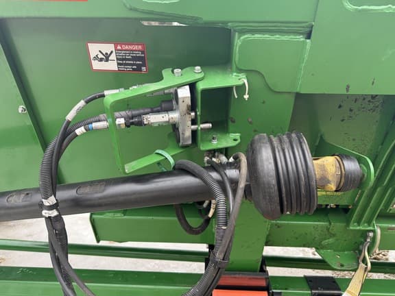 Image of John Deere 708C equipment image 3