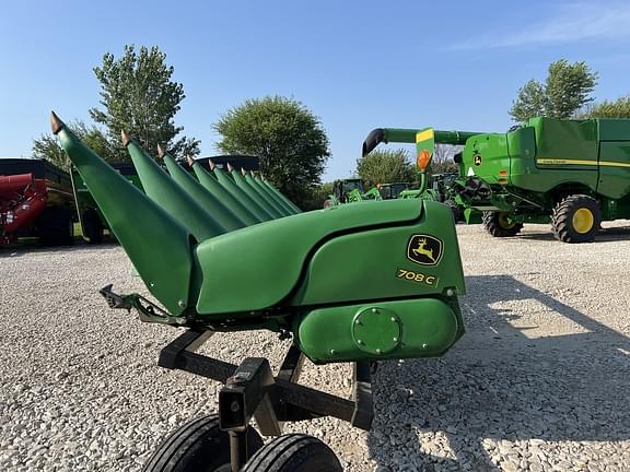 Image of John Deere 708C Primary image