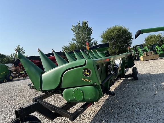 Image of John Deere 708C equipment image 2