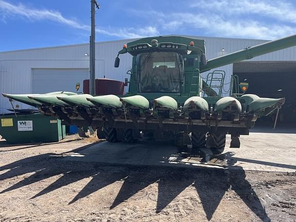 Image of John Deere 708C Primary image