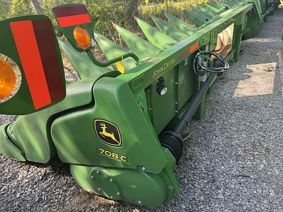 Image of John Deere 708C equipment image 4