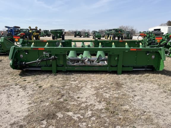 Image of John Deere 708C equipment image 1