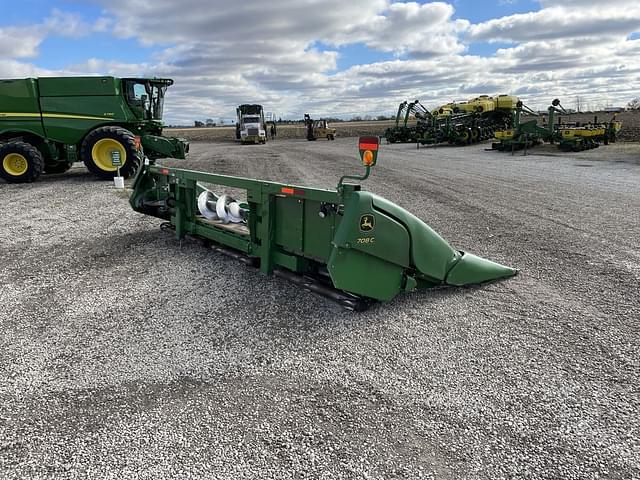 Image of John Deere 708C equipment image 4