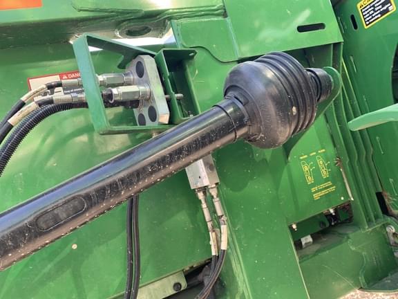 Image of John Deere 708C equipment image 4